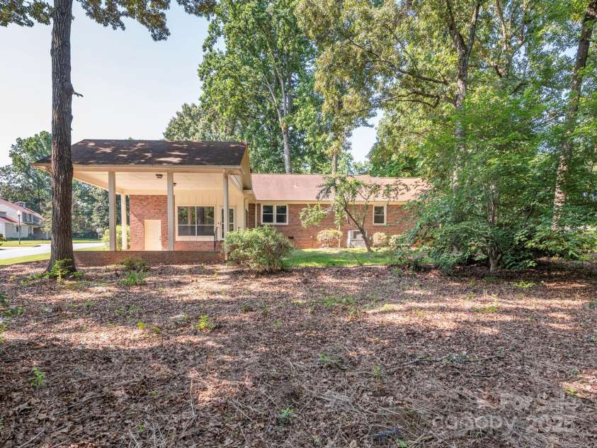 2222 Hearthstone Drive, Gastonia, NC 28056.  MLS# CAR4256250, YatesRealty ID 24878. Backyard