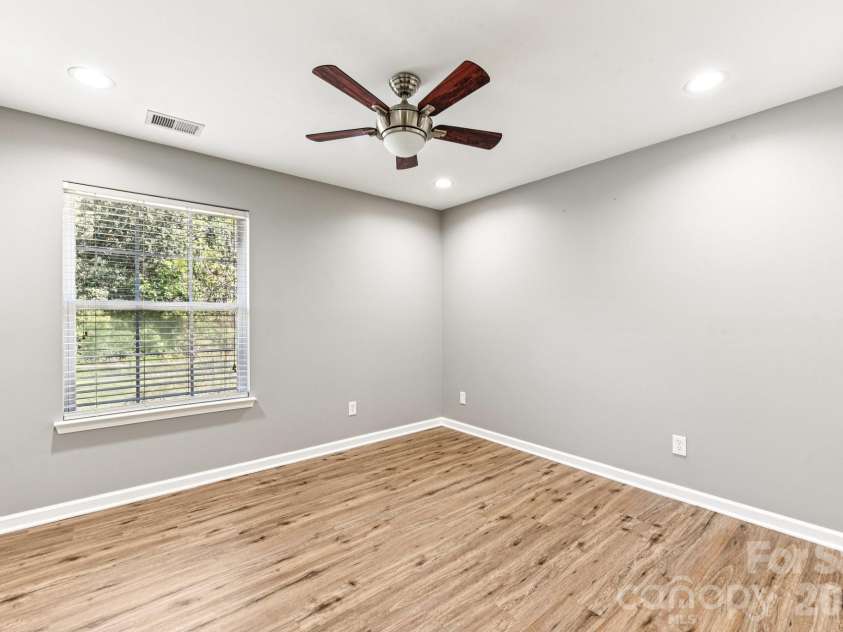 2632 Windsor Chase Drive, Matthews, NC 28105.  MLS# CAR4304091, YatesRealty ID 24879. Bedroom on main level