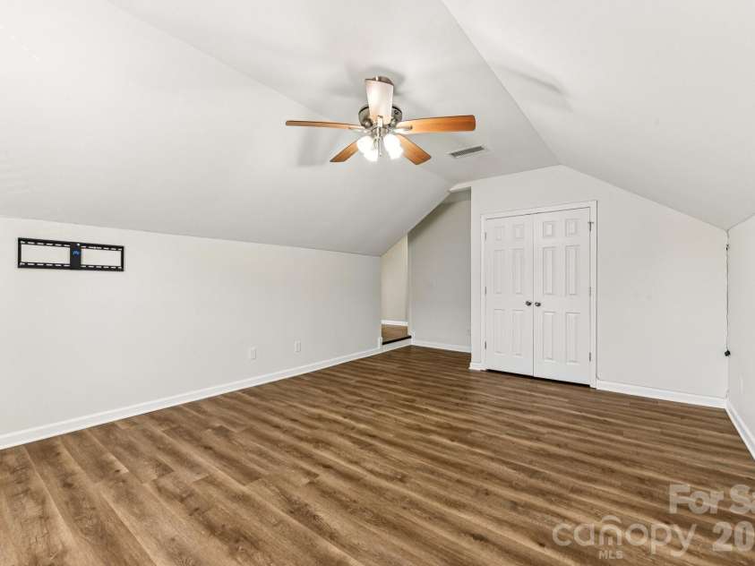 2632 Windsor Chase Drive, Matthews, NC 28105.  MLS# CAR4304091, YatesRealty ID 24879. Bonus