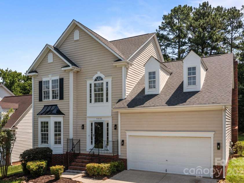 4519 Rock Stream Drive, Charlotte, NC 28269.  MLS# CAR4272079, YatesRealty ID 24879. 