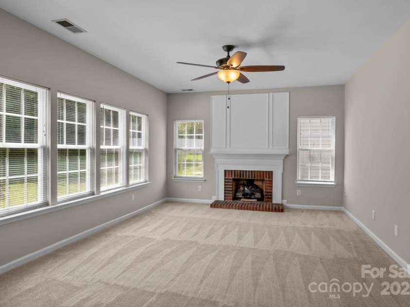 4519 Rock Stream Drive, Charlotte, NC 28269.  MLS# CAR4272079, YatesRealty ID 24879. 