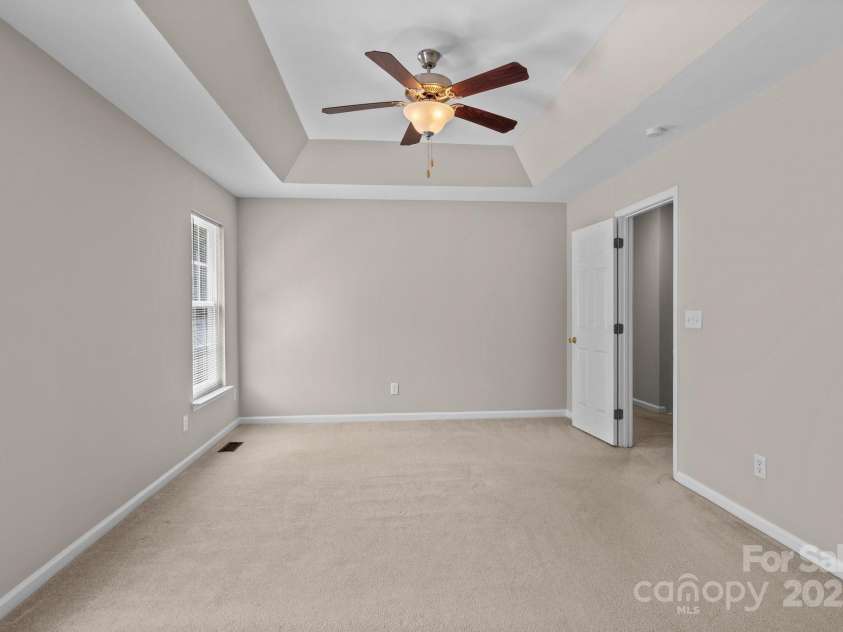 4519 Rock Stream Drive, Charlotte, NC 28269.  MLS# CAR4272079, YatesRealty ID 24879. 