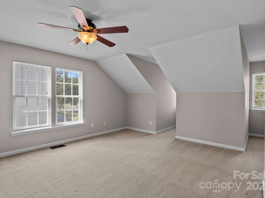 4519 Rock Stream Drive, Charlotte, NC 28269.  MLS# CAR4272079, YatesRealty ID 24879. 