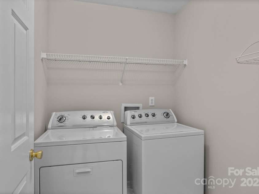 4519 Rock Stream Drive, Charlotte, NC 28269.  MLS# CAR4272079, YatesRealty ID 24879. 