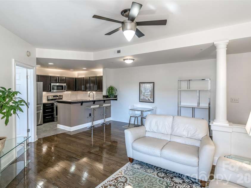718 Trade Street, Charlotte, NC 28202.  MLS# CAR4413572, YatesRealty ID 2488. 