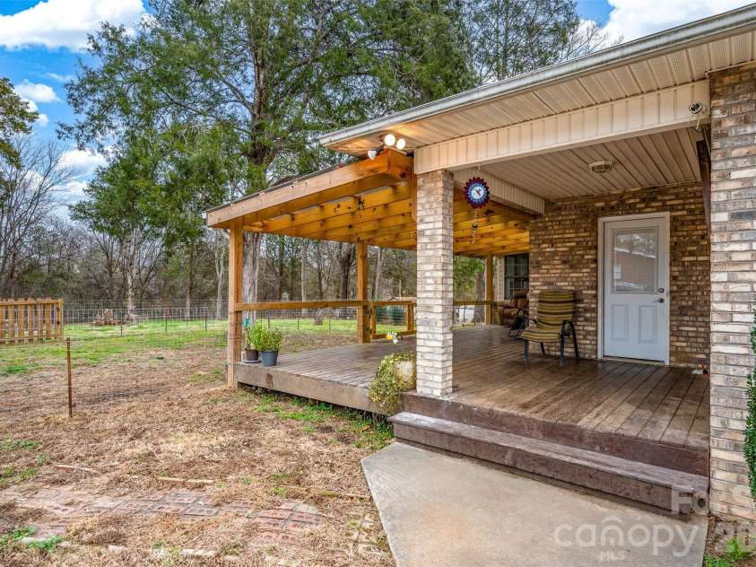 3740 Woodleaf Road, Salisbury, NC 28147.  MLS# CAR4340327, YatesRealty ID 24881. 