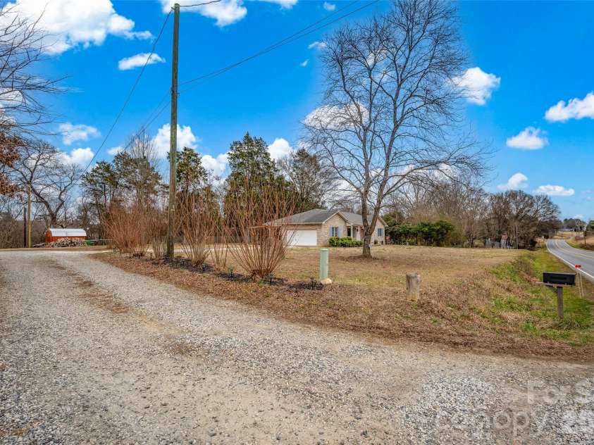3740 Woodleaf Road, Salisbury, NC 28147.  MLS# CAR4340327, YatesRealty ID 24881. 