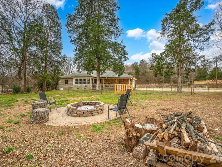 3740 Woodleaf Road, Salisbury, NC 28147.  MLS# CAR4340327, YatesRealty ID 24881. 