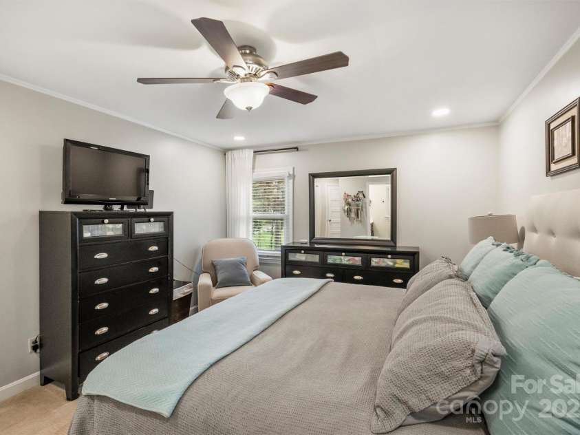 9025 Shields Drive, Huntersville, NC 28078.  MLS# CAR4242533, YatesRealty ID 24881. 