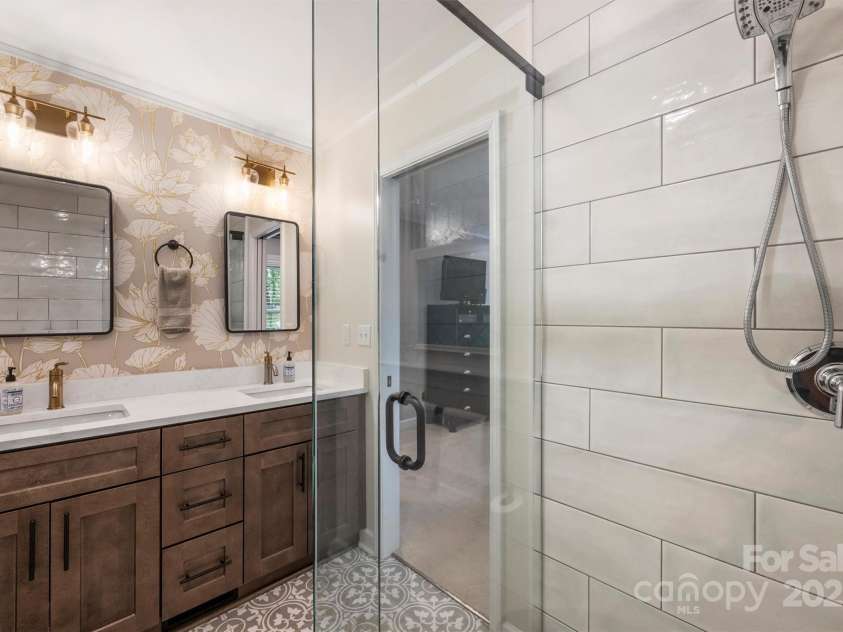 9025 Shields Drive, Huntersville, NC 28078.  MLS# CAR4242533, YatesRealty ID 24881. 