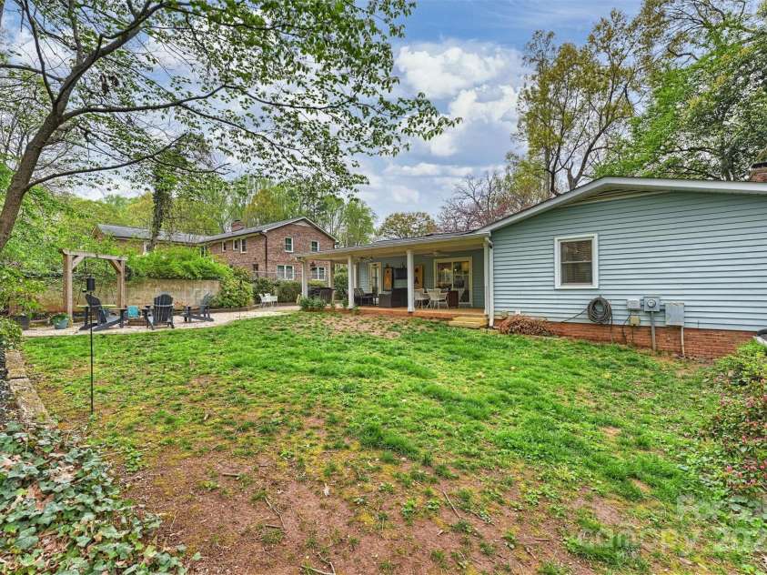 9025 Shields Drive, Huntersville, NC 28078.  MLS# CAR4242533, YatesRealty ID 24881. 