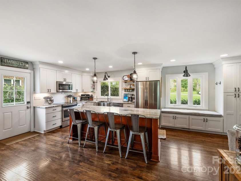 9025 Shields Drive, Huntersville, NC 28078.  MLS# CAR4242533, YatesRealty ID 24881. 