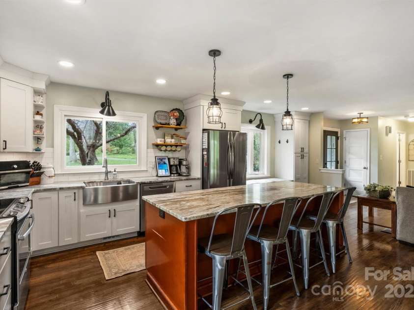 9025 Shields Drive, Huntersville, NC 28078.  MLS# CAR4242533, YatesRealty ID 24881. 