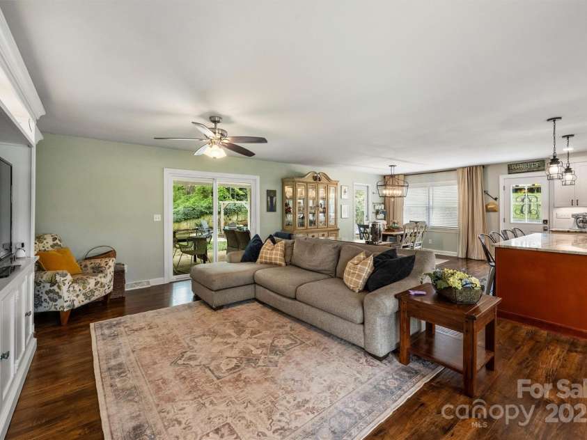 9025 Shields Drive, Huntersville, NC 28078.  MLS# CAR4242533, YatesRealty ID 24881. 