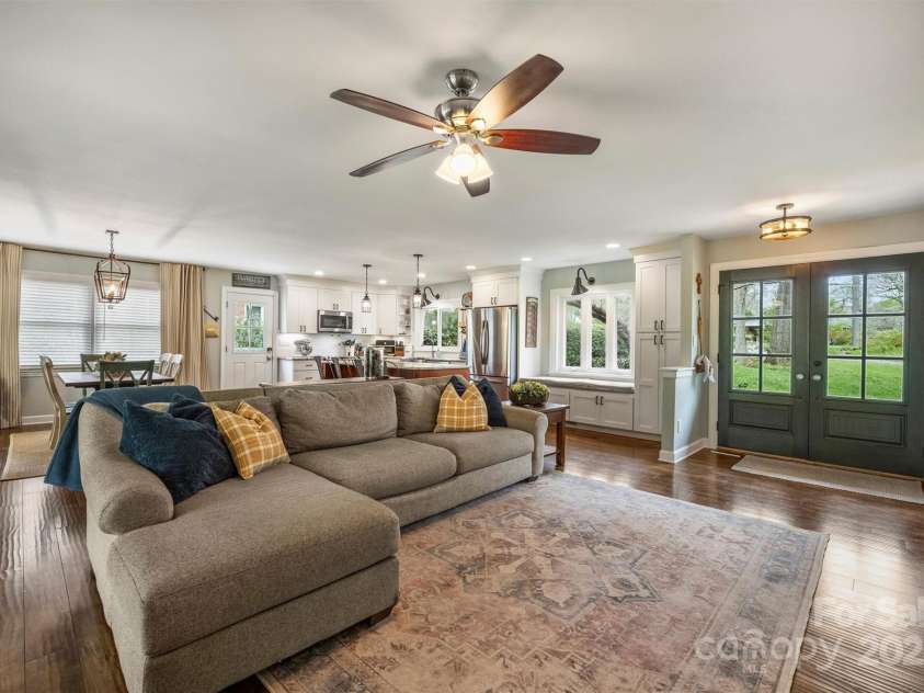 9025 Shields Drive, Huntersville, NC 28078.  MLS# CAR4242533, YatesRealty ID 24881. 