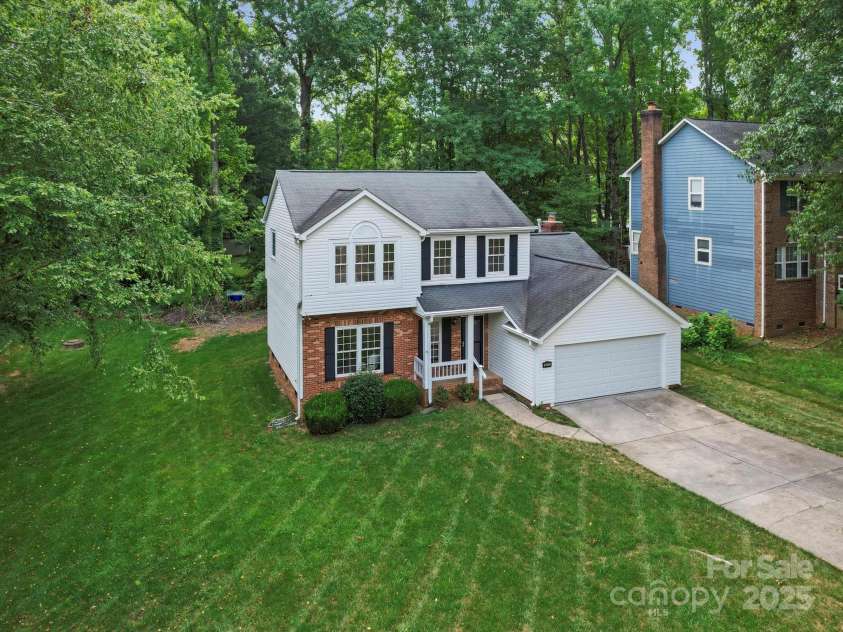 2808 Williams Station Road, Matthews, NC 28105.  MLS# CAR4278213, YatesRealty ID 24883. 