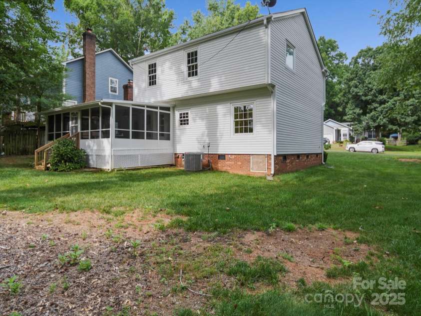 2808 Williams Station Road, Matthews, NC 28105.  MLS# CAR4278213, YatesRealty ID 24883. 