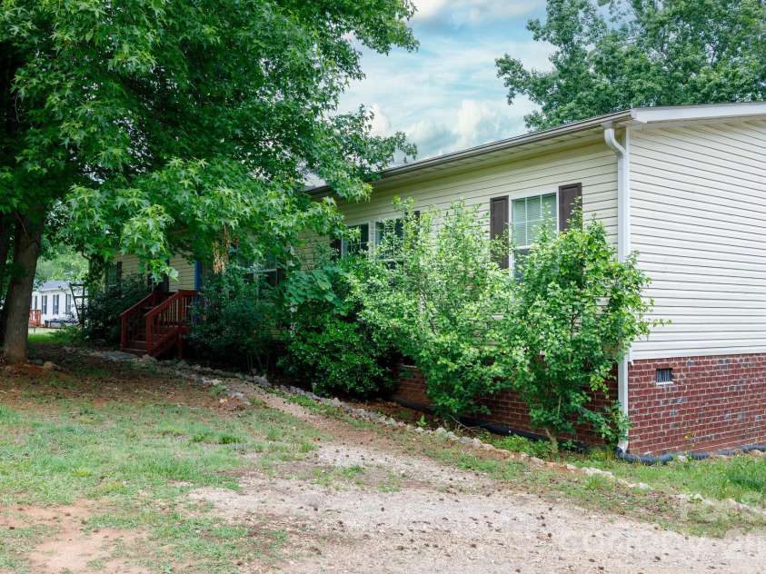 854 Butler Lake Road, Chester, SC 29706.  MLS# CAR4385328, YatesRealty ID 24883. 