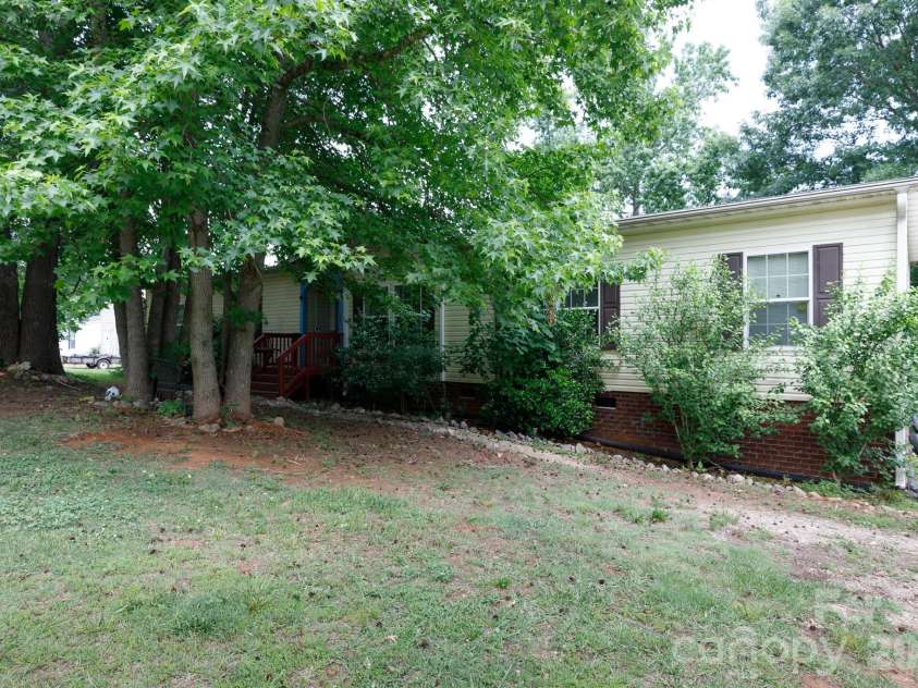 854 Butler Lake Road, Chester, SC 29706.  MLS# CAR4385328, YatesRealty ID 24883. 
