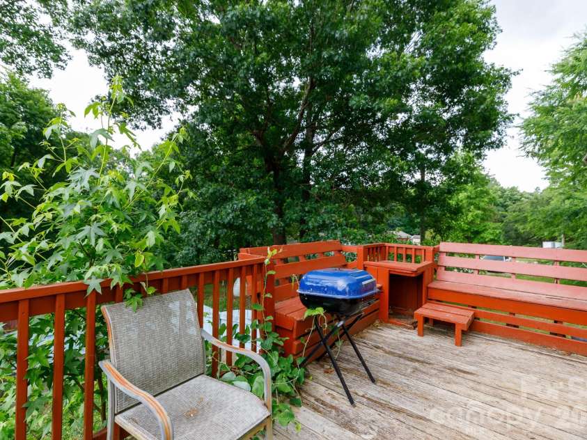 854 Butler Lake Road, Chester, SC 29706.  MLS# CAR4385328, YatesRealty ID 24883. 