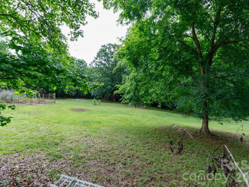 854 Butler Lake Road, Chester, SC 29706.  MLS# CAR4385328, YatesRealty ID 24883. 
