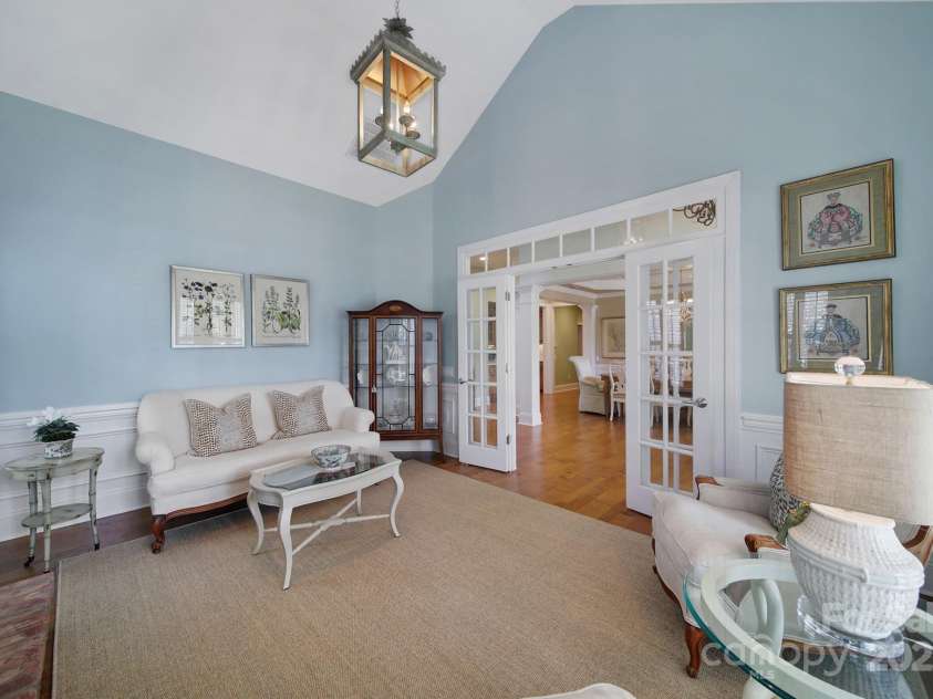 2909 Julian Glen Circle, Waxhaw, NC 28173.  MLS# CAR4274530, YatesRealty ID 24885. 