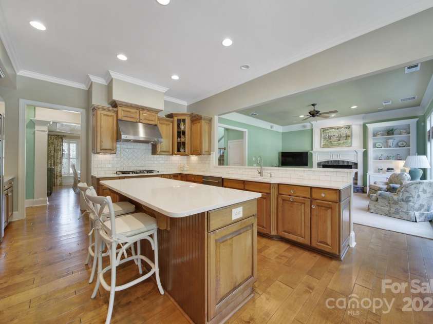 2909 Julian Glen Circle, Waxhaw, NC 28173.  MLS# CAR4274530, YatesRealty ID 24885. 