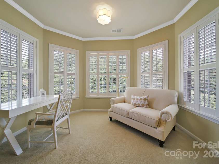 2909 Julian Glen Circle, Waxhaw, NC 28173.  MLS# CAR4274530, YatesRealty ID 24885. 