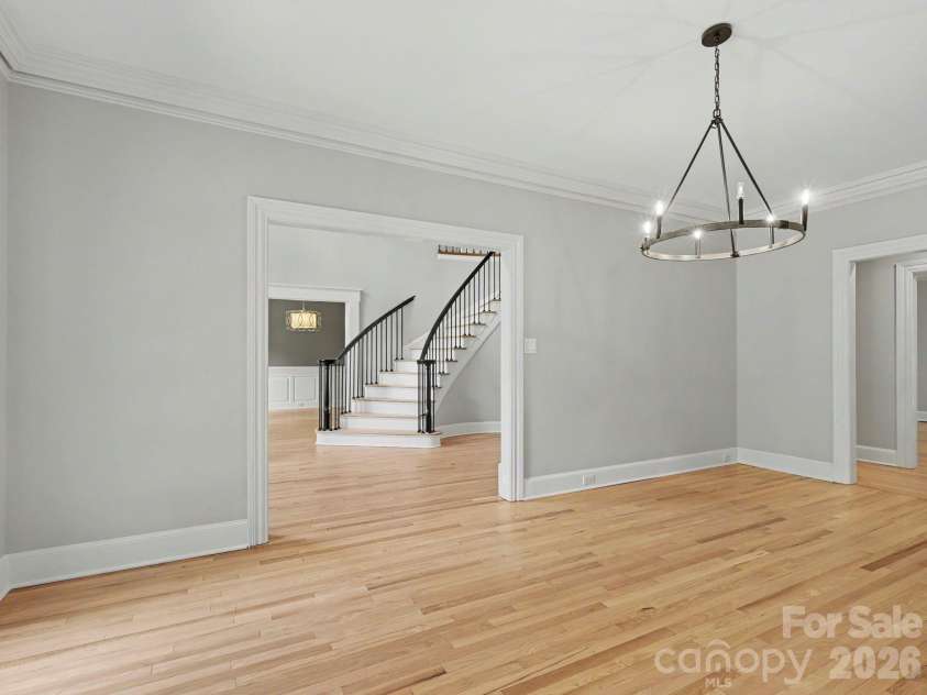 5500 Hardison Road, Charlotte, NC 28226.  MLS# CAR4382791, YatesRealty ID 24886. 
