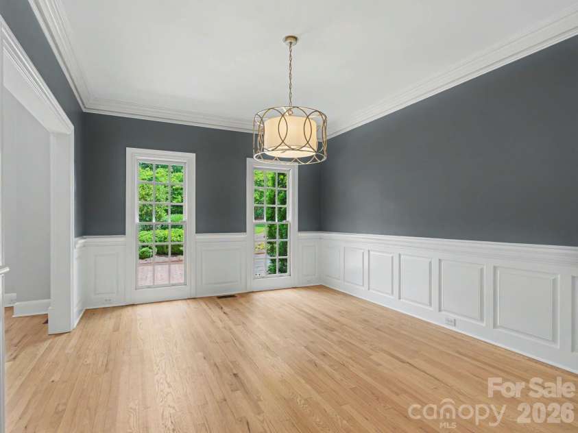 5500 Hardison Road, Charlotte, NC 28226.  MLS# CAR4382791, YatesRealty ID 24886. 