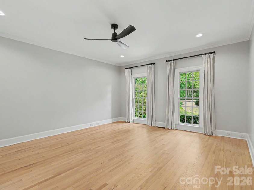 5500 Hardison Road, Charlotte, NC 28226.  MLS# CAR4382791, YatesRealty ID 24886. 