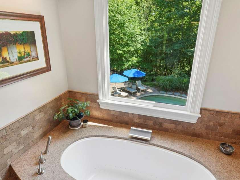 5500 Hardison Road, Charlotte, NC 28226.  MLS# CAR4382791, YatesRealty ID 24886. 