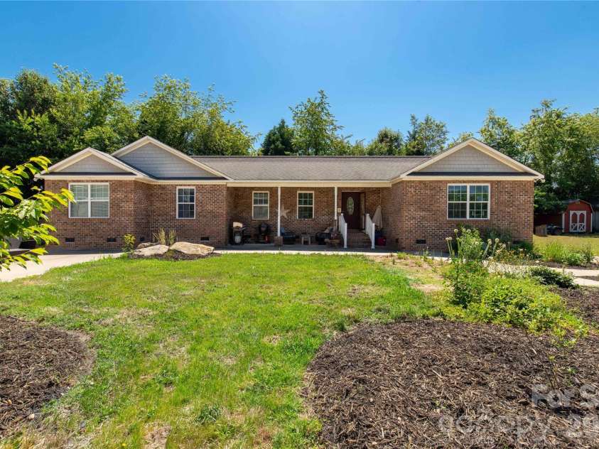 1845 Templeton Road, Clover, SC 29710.  MLS# CAR4384011, YatesRealty ID 24887. 2-bedroom 2 bath brick home