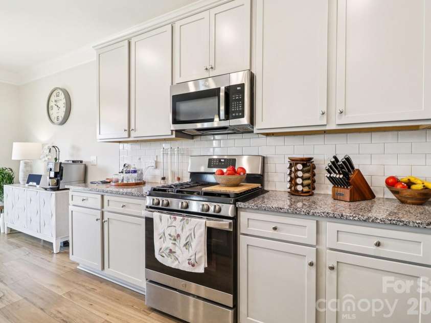 369 Stillington Street, Lexington, SC 29072.  MLS# CAR4366155, YatesRealty ID 24888. 