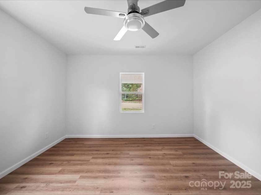 815 Church Street, Kings Mountain, NC 28086.  MLS# CAR4277255, YatesRealty ID 24888. Primary bedroom