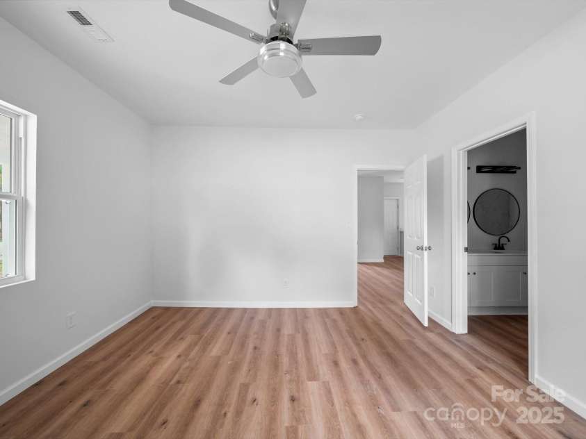 815 Church Street, Kings Mountain, NC 28086.  MLS# CAR4277255, YatesRealty ID 24888. Primary bedroom