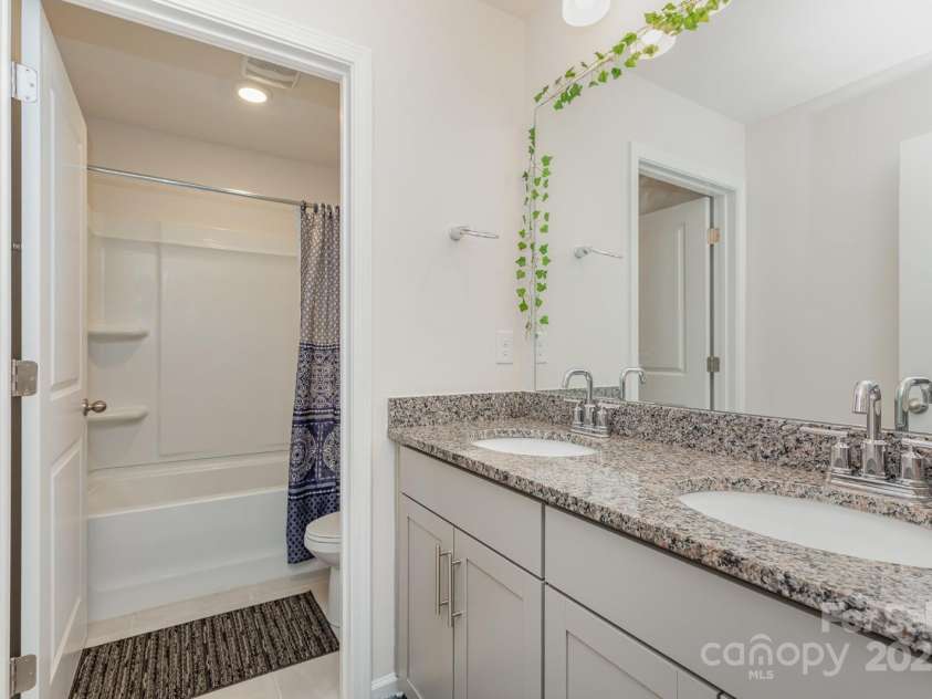 9727 White Chapel Drive, Concord, NC 28027.  MLS# CAR4333177, YatesRealty ID 2489. 