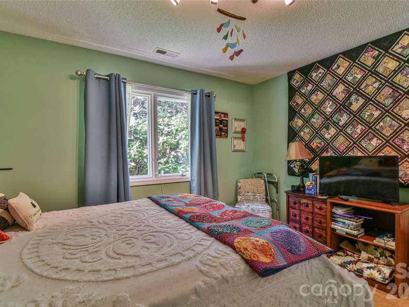 13 Silver Place, Black Mountain, NC 28711.  MLS# CAR4382808, YatesRealty ID 24890. Another View 