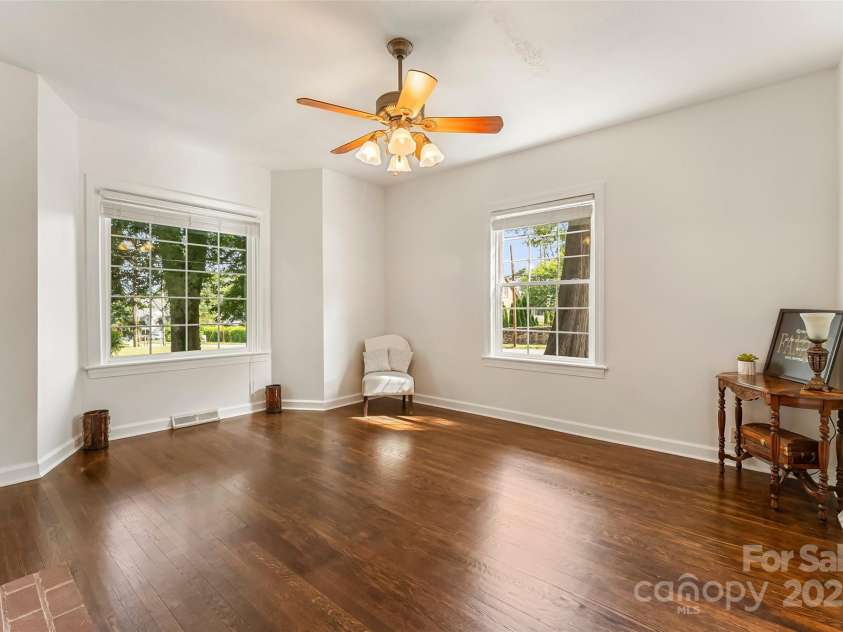 302 White Street, Morganton, NC 28655.  MLS# CAR4271215, YatesRealty ID 24890. 