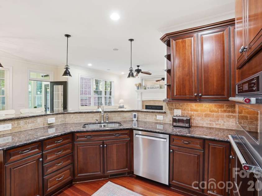 380 Colleton Court, Rock Hill, SC 29732.  MLS# CAR4381464, YatesRealty ID 24891. 