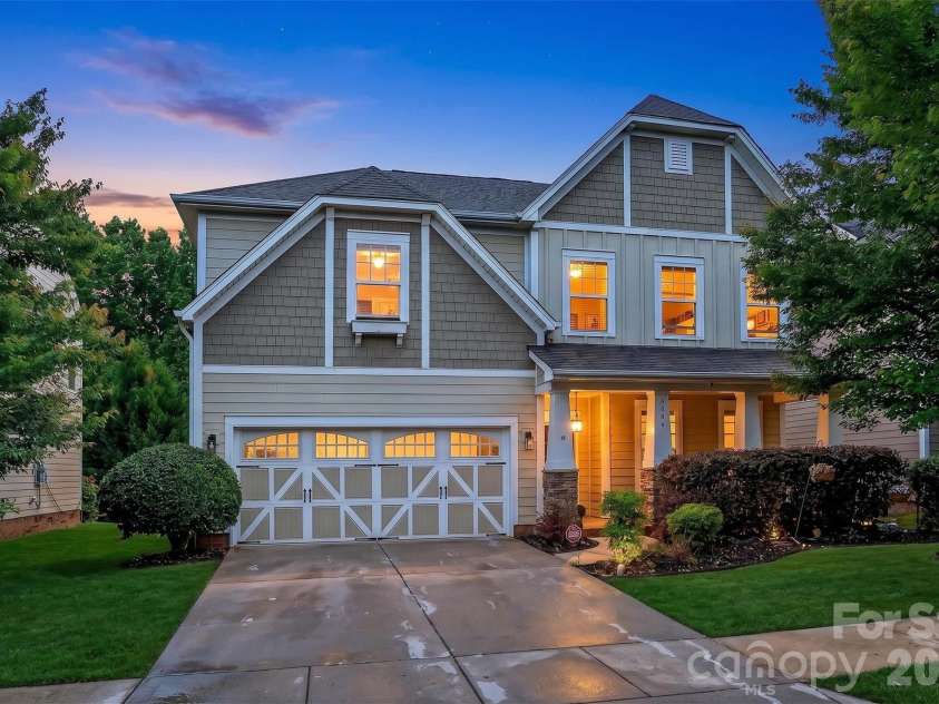 3000 Fallondale Road, Waxhaw, NC 28173.  MLS# CAR4371670, YatesRealty ID 24892. 