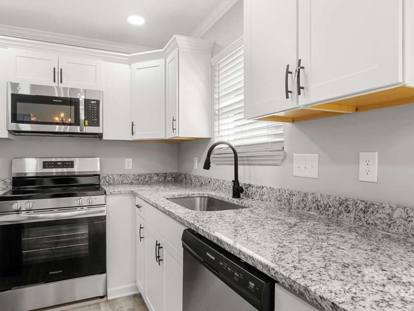 6515 Santa Cruz Trail, Charlotte, NC 28227.  MLS# CAR4274294, YatesRealty ID 24892. 