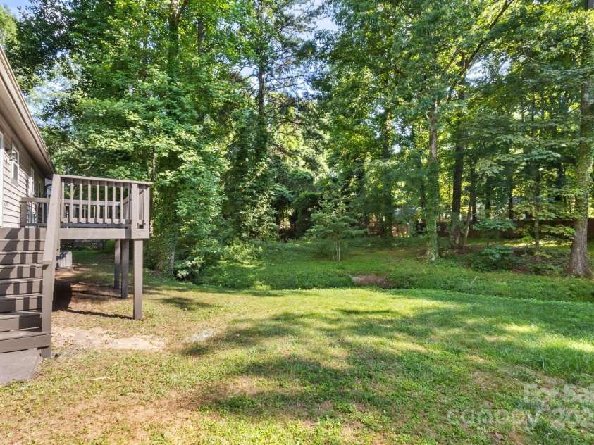 6515 Santa Cruz Trail, Charlotte, NC 28227.  MLS# CAR4274294, YatesRealty ID 24892. 