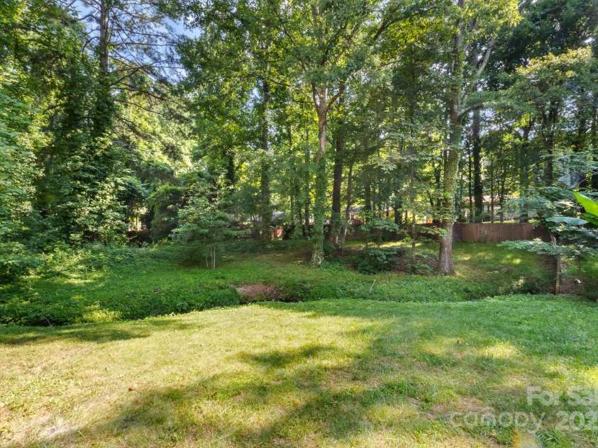 6515 Santa Cruz Trail, Charlotte, NC 28227.  MLS# CAR4274294, YatesRealty ID 24892. 