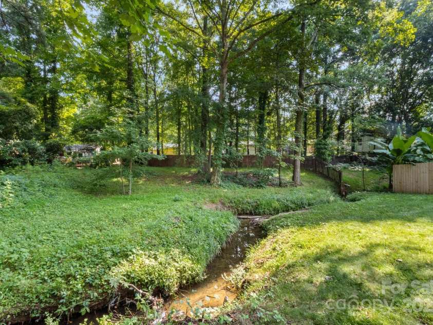 6515 Santa Cruz Trail, Charlotte, NC 28227.  MLS# CAR4274294, YatesRealty ID 24892. 