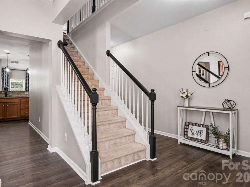 10103 Caldwell Forest Drive, Charlotte, NC 28213.  MLS# CAR4382156, YatesRealty ID 24893. 