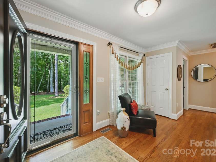 4824 Waxhaw Farms Road, Waxhaw, NC 28173.  MLS# CAR4270234, YatesRealty ID 24893. C'mon in and take a look around this incredible home!