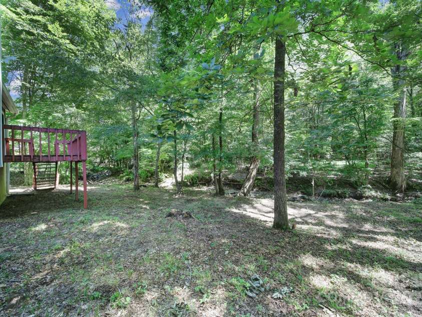 8416 Rittenhouse Circle, Charlotte, NC 28270.  MLS# CAR4273767, YatesRealty ID 24895. 