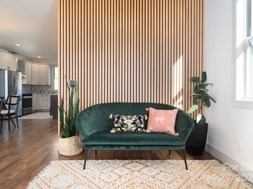 88 Pershing Road, Asheville, NC 28805.  MLS# CAR4204009, YatesRealty ID 24896. Designer Details