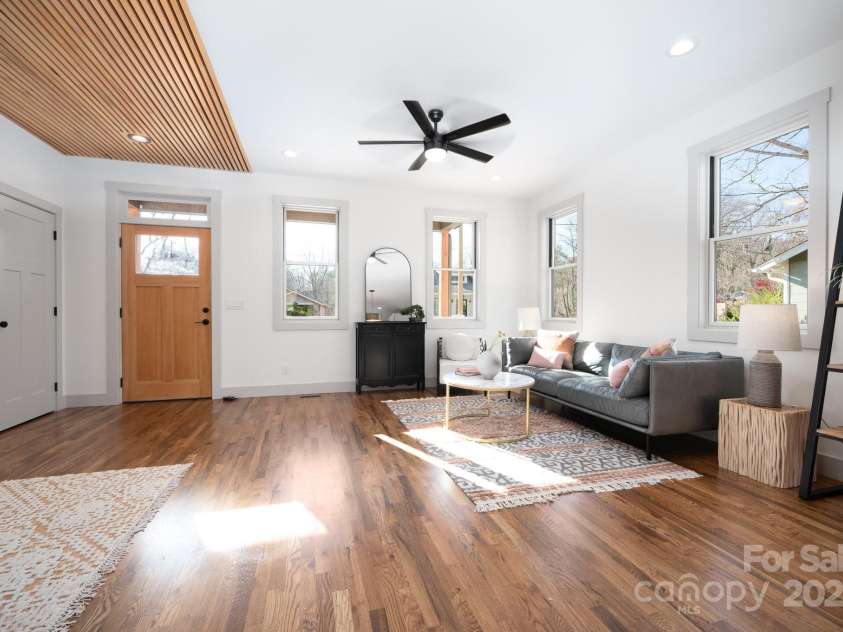 88 Pershing Road, Asheville, NC 28805.  MLS# CAR4204009, YatesRealty ID 24896. Large Windows and Gorgeous Hardwood Floors Throughout